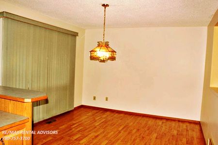 886 Lee Ridge Road - Photo 3