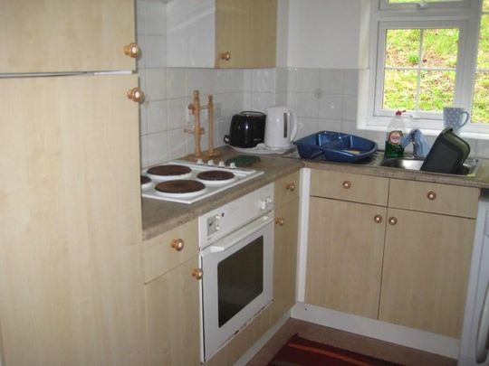 2 bedroom terraced house to rent - Photo 1