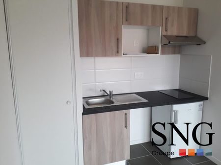 T2 AVEC LOGGIA ET PARKING - Photo 3