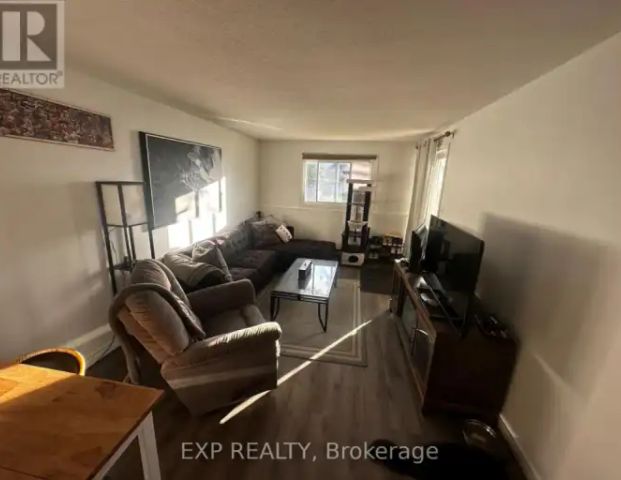 102 - 216 VIEWMOUNT DRIVE | 102 - 216 VIEWMOUNT DRIVE, Ottawa - Photo 1
