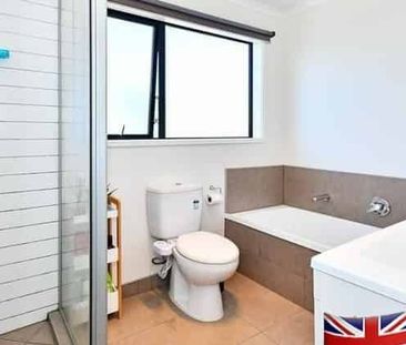 Papakura 3Bedroom House available for Rent - Photo 4