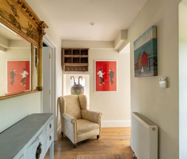 The Square, Wellow - Photo 3