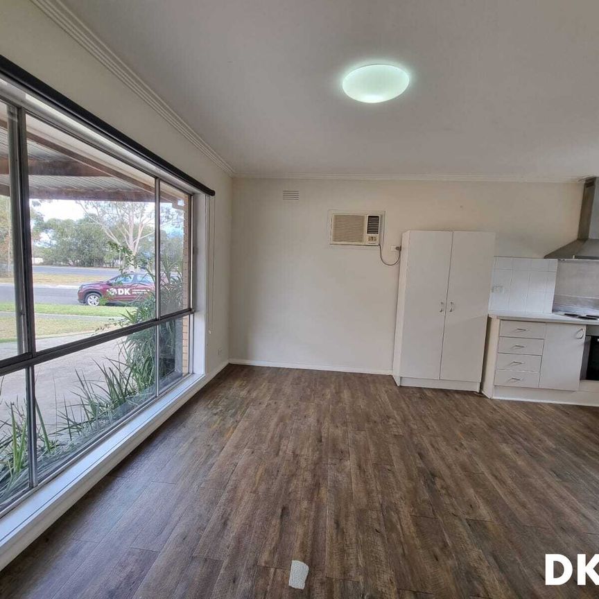 Ideal Unit in Werribee - Photo 1