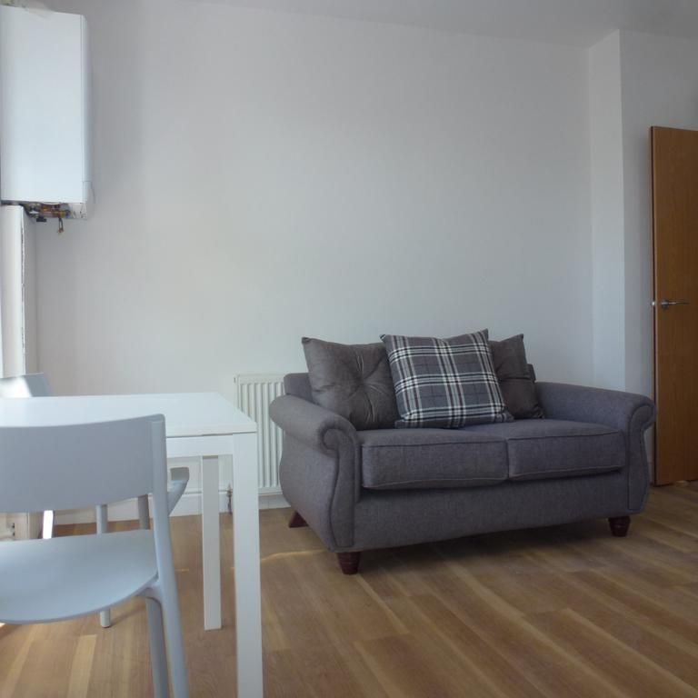 1 bedroom flat to rent - Photo 1