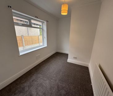 2 bedroom ground floor flat to rent - Photo 6