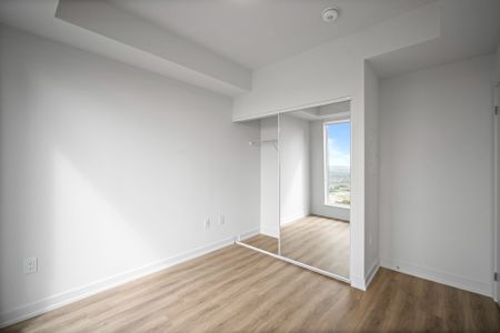 For Lease - 4235 Confederation Parkway Unit# 3511, Mississauga, Ontario - Photo 4