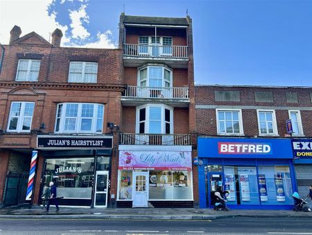 2 bedroom apartment to rent - Photo 3