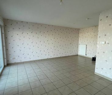 LOCATION AMNEVILLE RESIDENCE SENIOR F2 BALCON ET PARKING - Photo 2