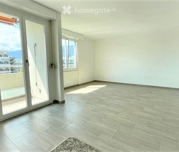 Wohnung in BellachHelle 3.5-Zimmer-Wohnung mit Balkon und Bergblick - Photo 1