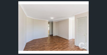 Spacious 4x2 in Leda - Great Central Location! - Photo 4