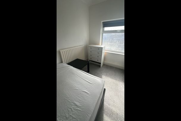 Room in a Shared House, Hendale Avenue, NW4 - Photo 1