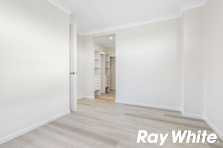 BRAND NEW AND READY FOR YOU Four Bedroom Residence Walking Distance to Nirimba Fields Public School! - Photo 4