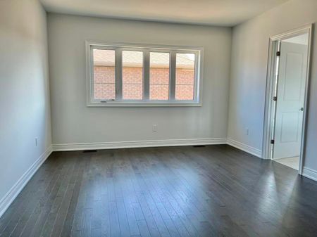 For Lease - 10 Fred Lablanc Drive, Markham, Ontario - Photo 5