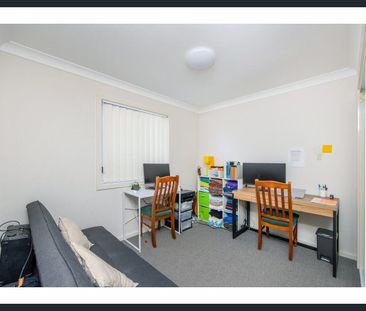 CHARMING 2-BEDROOM UNIT IN NEW LAMBTON - Photo 5