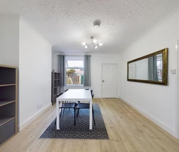 2 bedroom house to rent - Photo 2