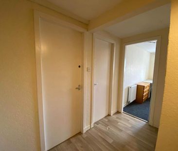 3 bedroom flat to rent - Photo 3