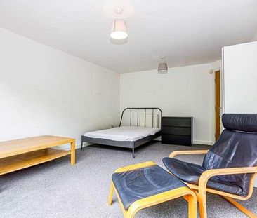 St Nicholas Road, Hulme, Manchester, M15 - Photo 6