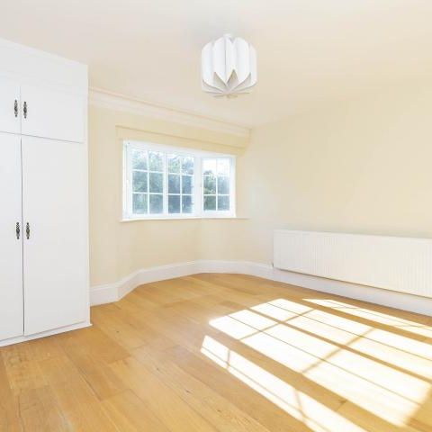 Grand home with off street parking - Photo 1