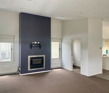 Ideal Location! - Photo 4