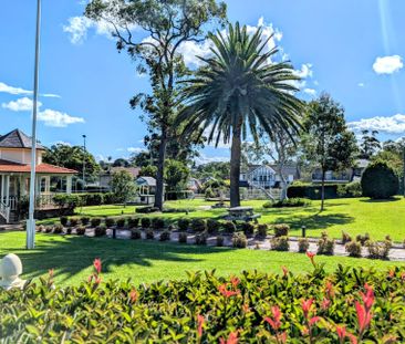 Freshly Updated & Perfectly Located: Modern Single-Level Living - Photo 4