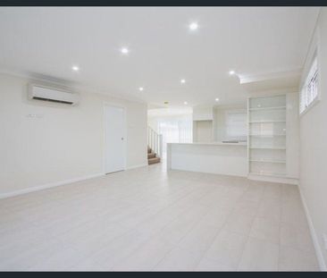 Great Position! As New! - Photo 1