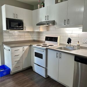 APPARTEMENT MEUBLÉ - Photo 2