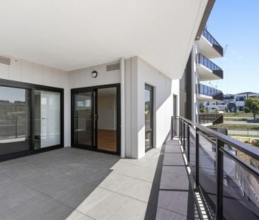Stylish and Contemporary Design - Photo 4