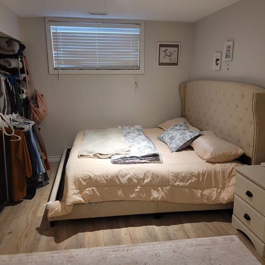 For Lease - 406 Woodbine Avenue, Kitchener, Ontario - Photo 1