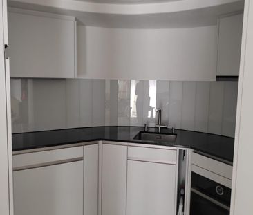 Extravagante, möblierte 2-Zimmerwohnung an sonniger Lage - Photo 6