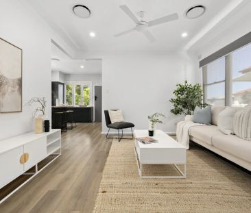 3 Bedroom Home - Photo 3