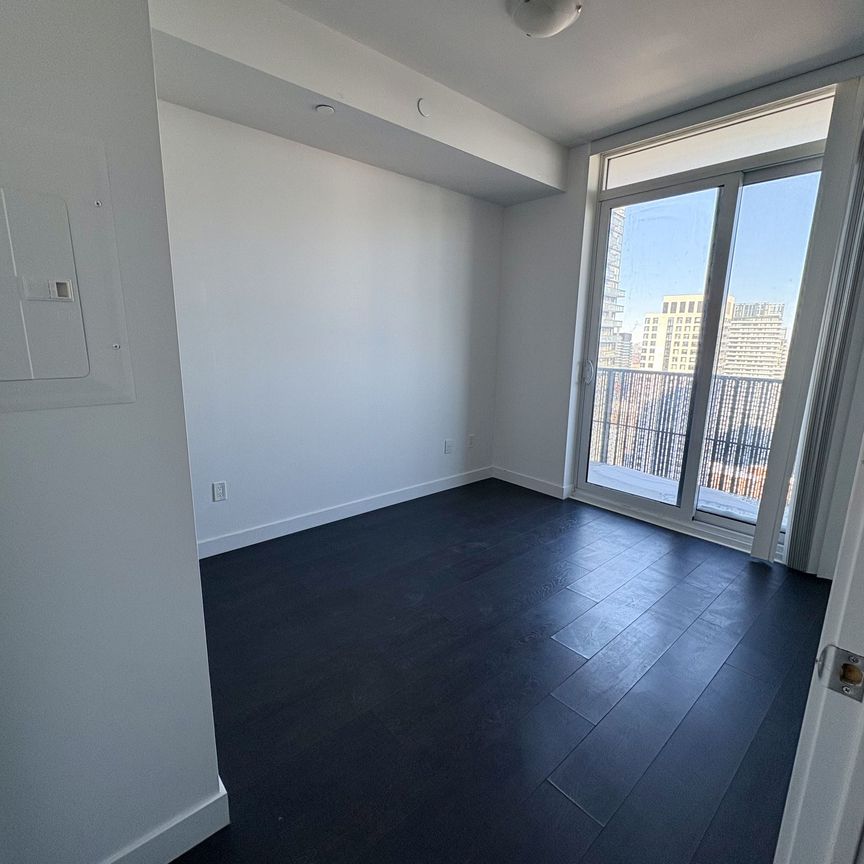 For Lease - 8 Eglinton Avenue Unit# 3109, Toronto, Ontario - Photo 1