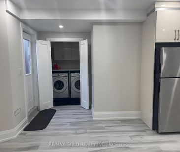 For Lease - 18 observatory Crescent, Brampton, Ontario - Photo 2