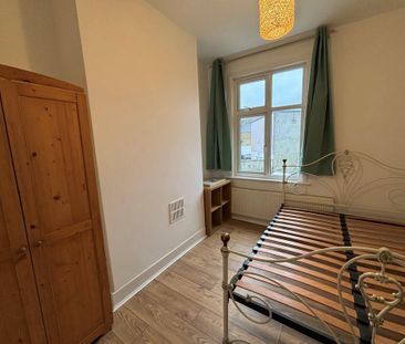 5 bedroom terraced house to rent - Photo 3