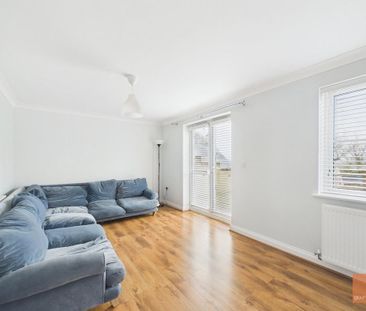 3 bedroom semi-detached house to rent - Photo 2