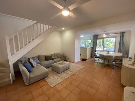 18/92 Guineas Creek Road, Currumbin Waters, QLD 4223 - Photo 2