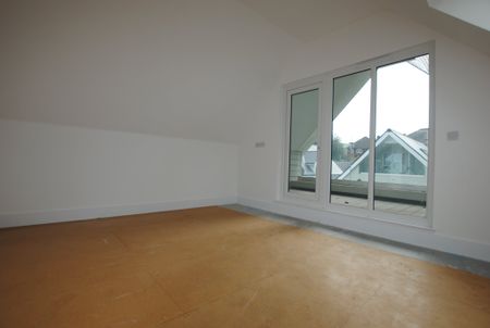 Safety Bay Close, Kent, London - Photo 4