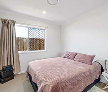 10 Cedarvale Street, South Ripley, Qld 4306 - Photo 2