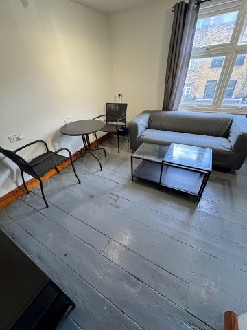 1 Bed Flat, Parkway, NW1 - Photo 5