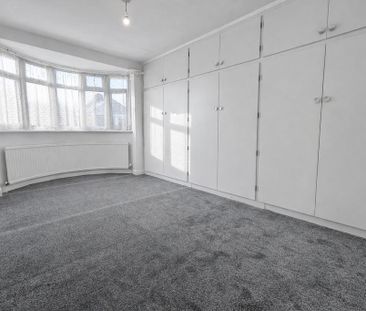 4 bedroom detached house to rent - Photo 5