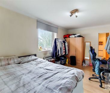 Boardwalk Place, E14 - Photo 4