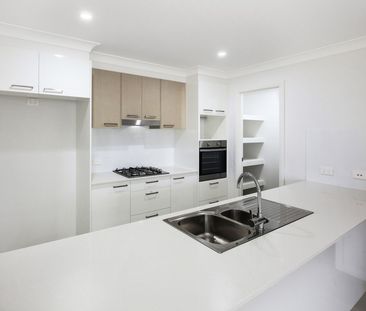 Family Home In Sought After Area! - Photo 6