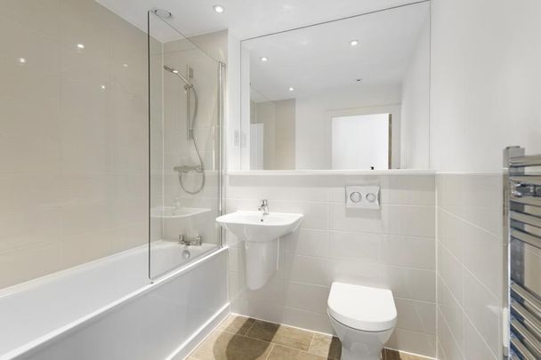 2 bedroom apartment to rent Austen House, Station View, Guildford, GU1 - Photo 1