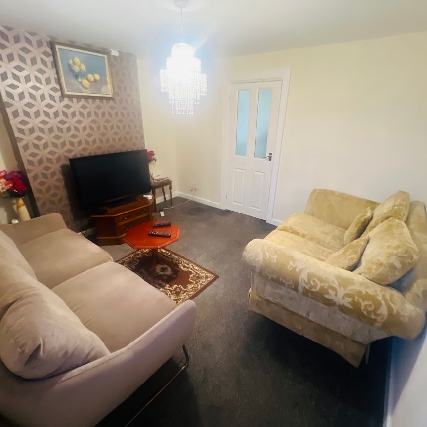 1 bedroom property to rent Birkhouse Lane, Paddock, HD1 - Photo 1