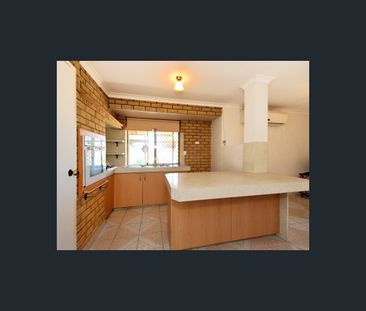 62 Wooramel Way, Cooloongup, WA 6168 - Photo 4