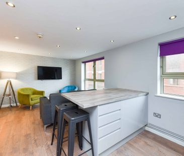 Large Ensuite - Photo 5