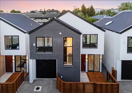5 Bedroom House For Rent - Photo 5