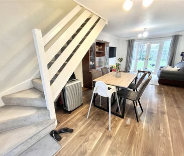 Torrington, Shoeburyness, Bishopsteignton Location, Essex, SS3 8DD - Photo 2