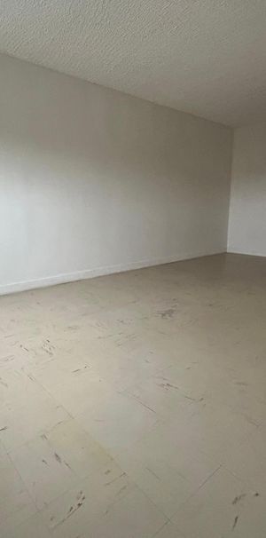 Location Appartement 1 pièce 33m² RAMBOUILLET 78120 - Photo 1