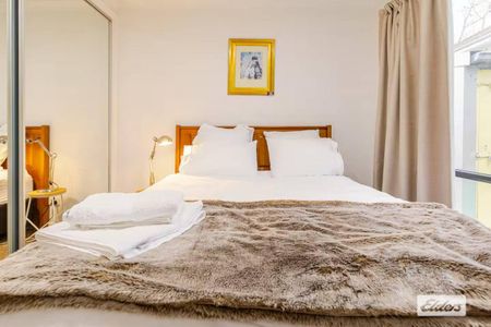 Renovated & Fully Furnished Miner's Cottage - Photo 4