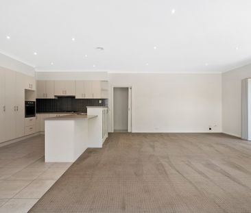 Modern Geelong West Townhouse - Photo 1